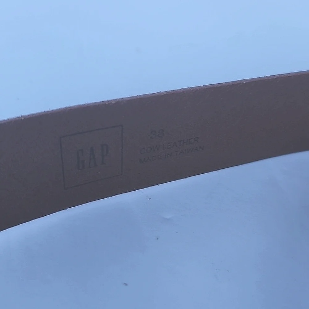 Gap Men's Cognac Brown Brass Hardware Cowhide Leather Belt
